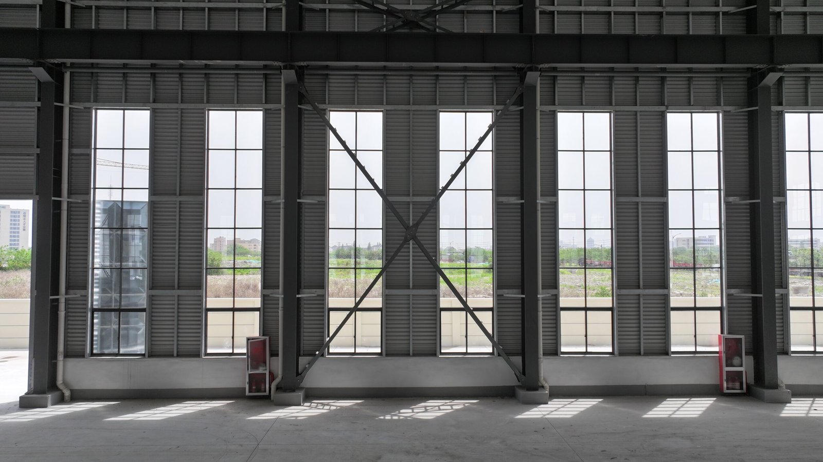 Prefab Metal Kits Mid-Size Light Steel Structure Warehouse With Crane Beam Yuanfang-Steel-Structure-Equipment-Workshop-06